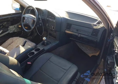 1993 BMW 318 Is z USA, uszkodzony, nr VIN WBABE5313PJA03765